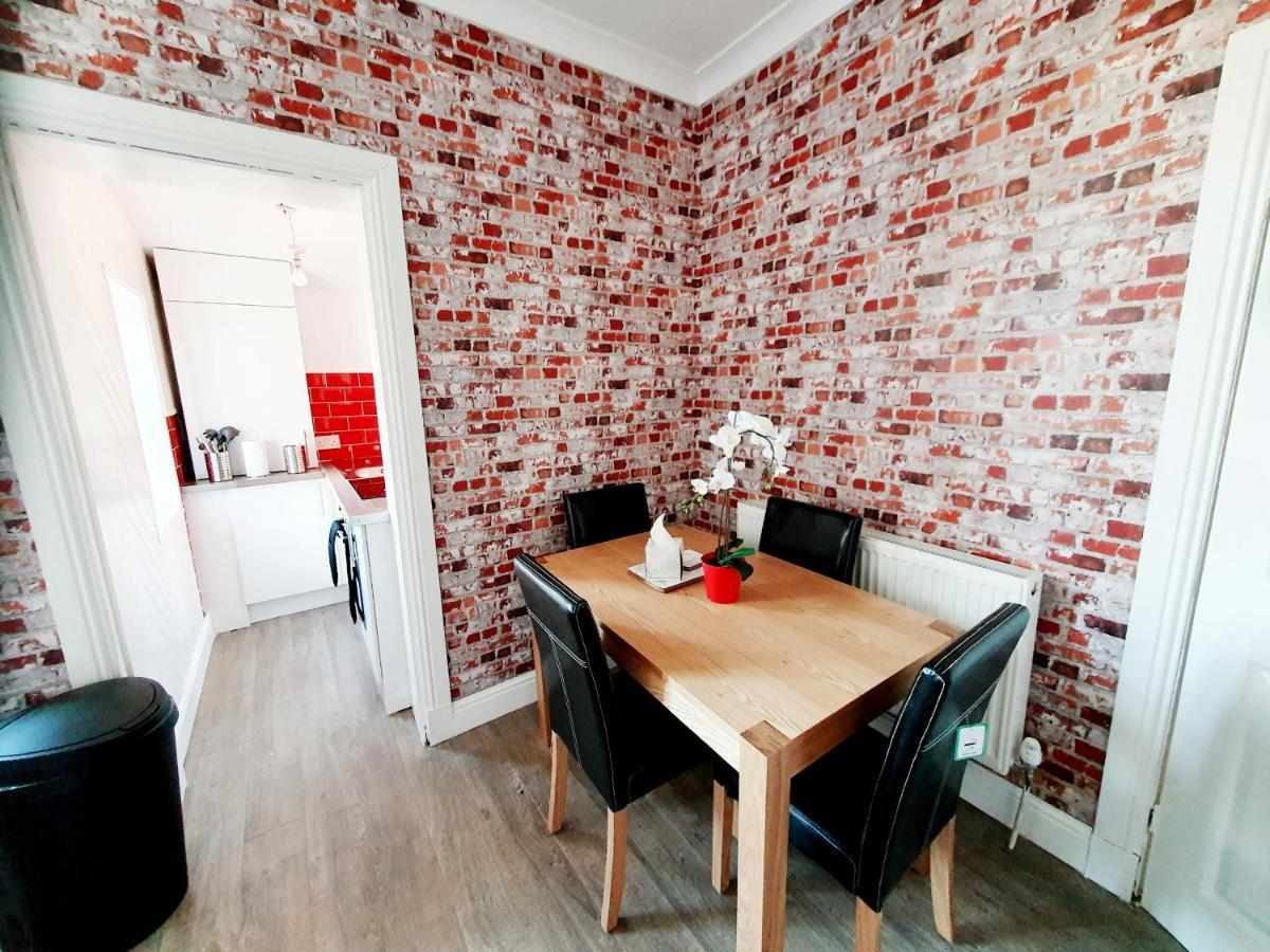 Station Apartment Bellshill Dış mekan fotoğraf